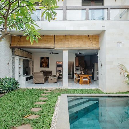 Villa Lora: Retreat For Tranquility And Bliss Sanur Esterno foto