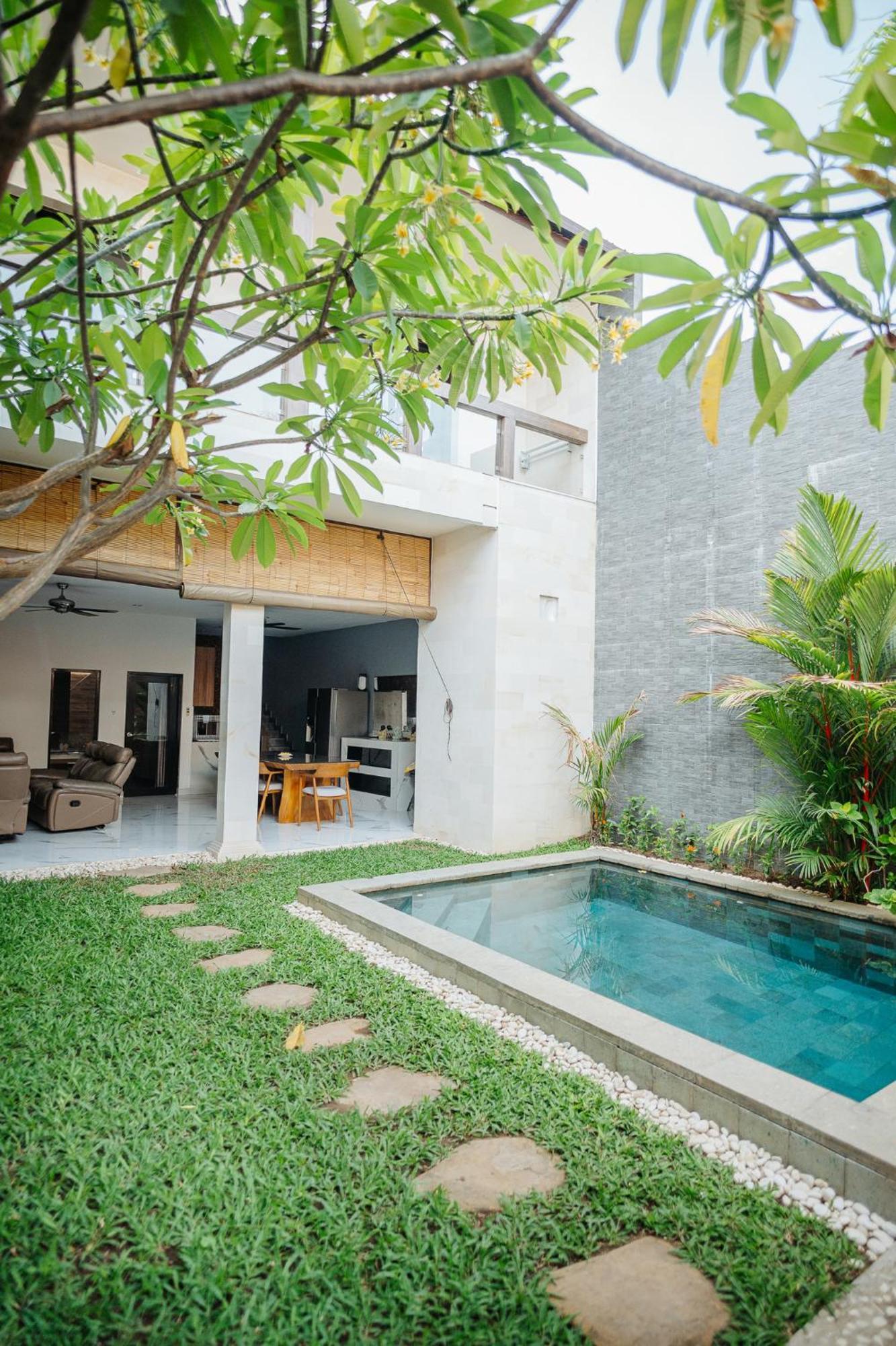 Villa Lora: Retreat For Tranquility And Bliss Sanur Esterno foto