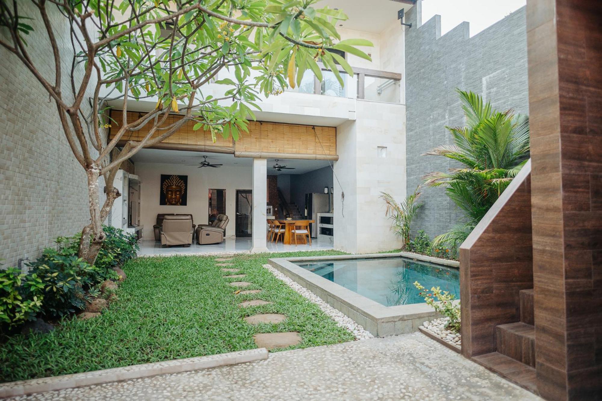 Villa Lora: Retreat For Tranquility And Bliss Sanur Esterno foto