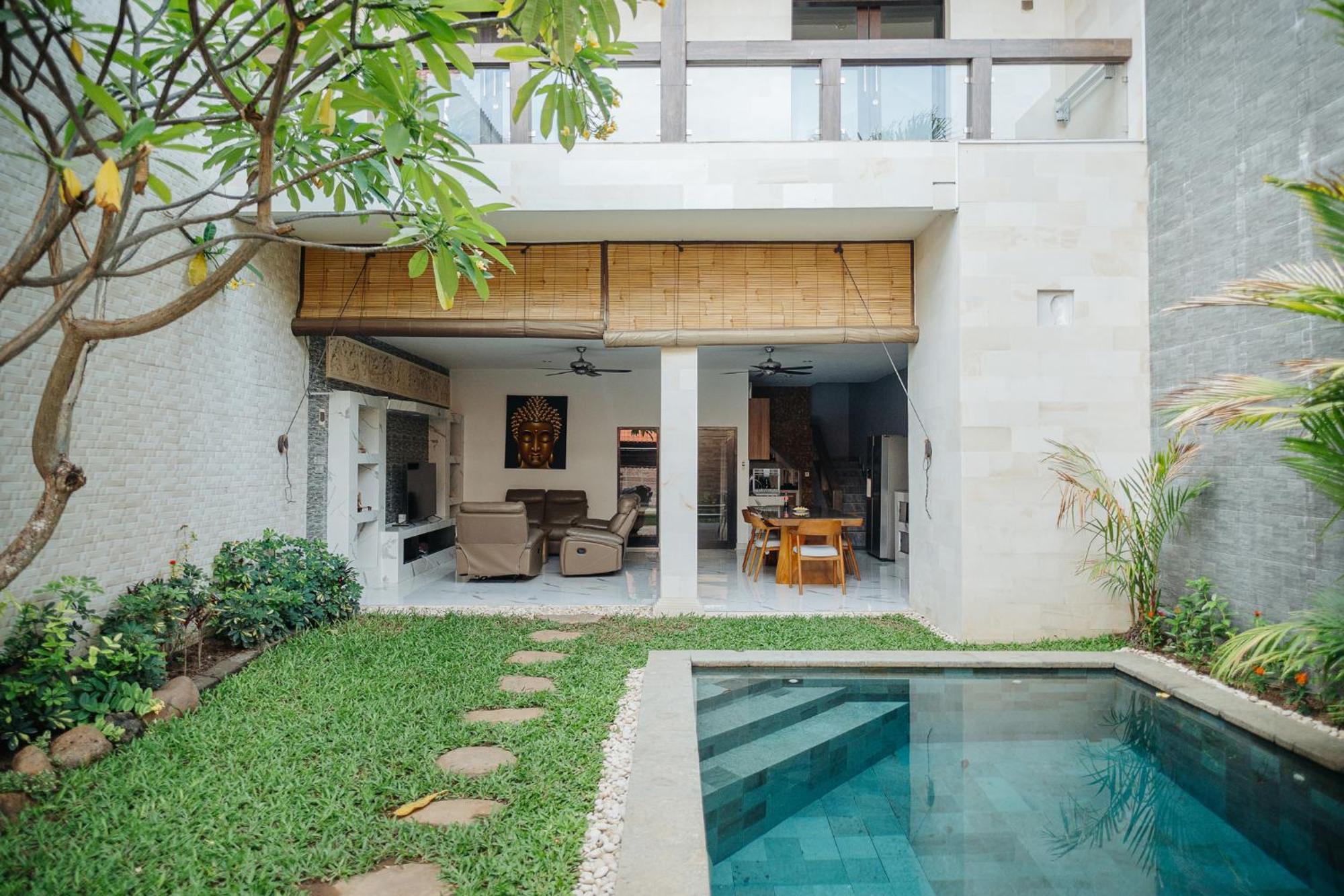 Villa Lora: Retreat For Tranquility And Bliss Sanur Esterno foto