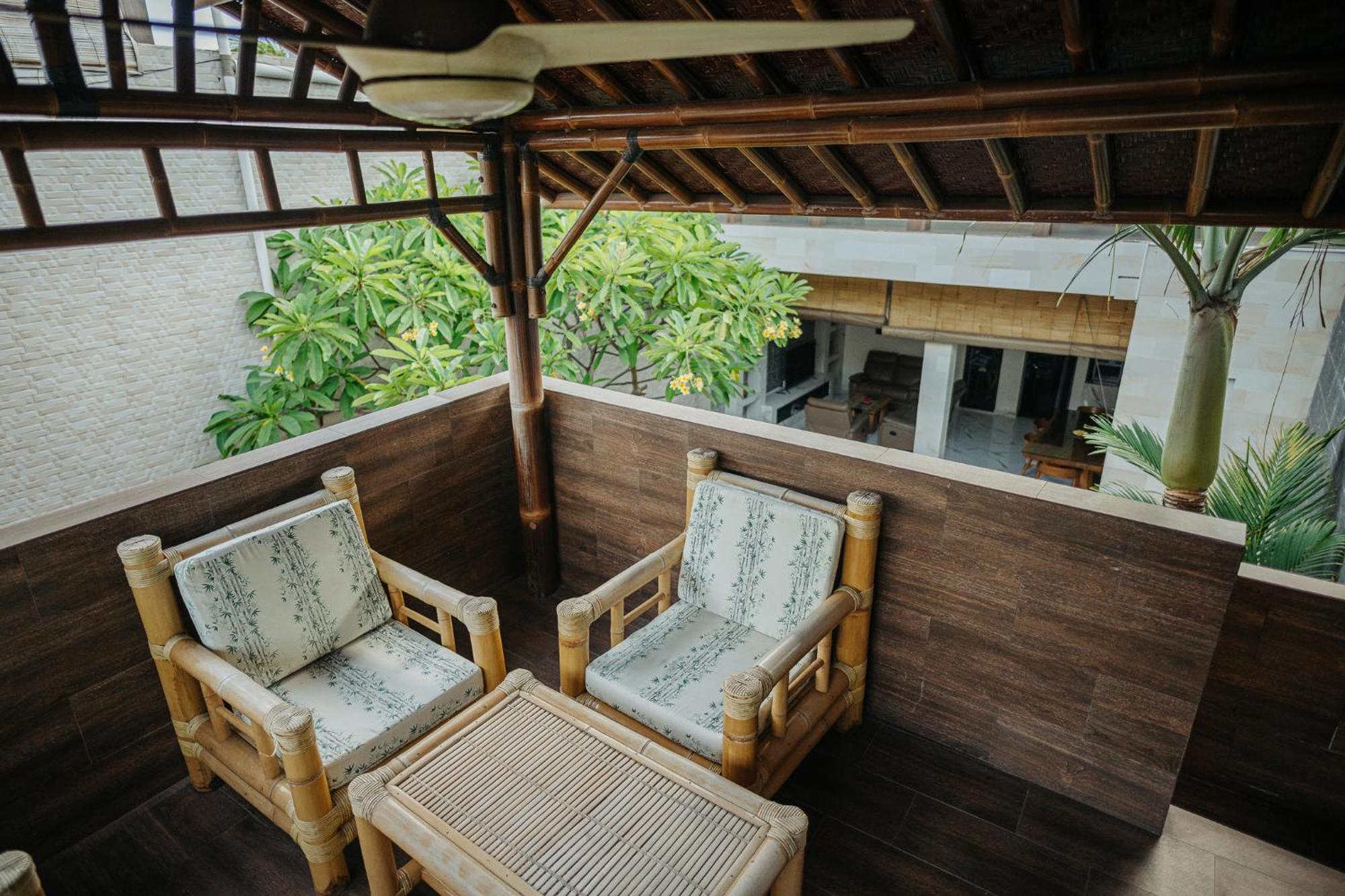 Villa Lora: Retreat For Tranquility And Bliss Sanur Esterno foto