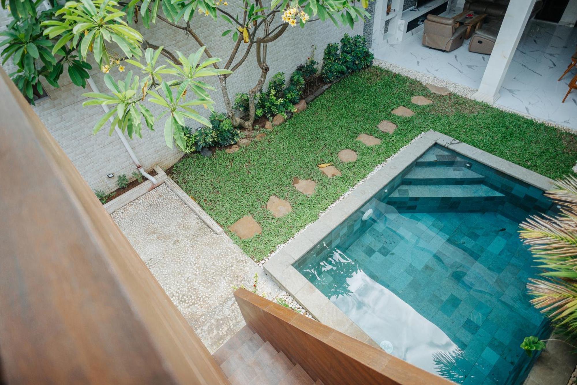 Villa Lora: Retreat For Tranquility And Bliss Sanur Esterno foto