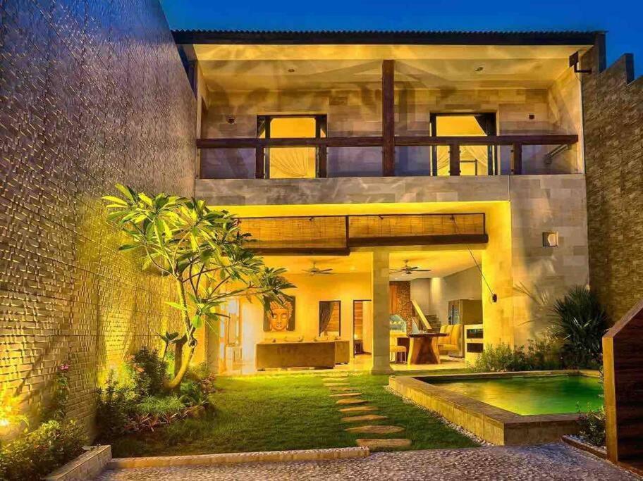 Villa Lora: Retreat For Tranquility And Bliss Sanur Esterno foto